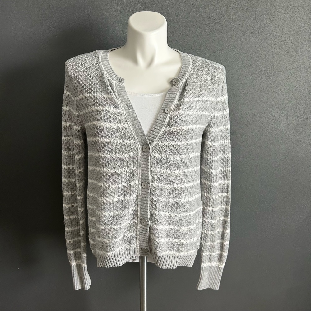 Eddie Bauer Women's Gray Striped Knitted Cardigan M